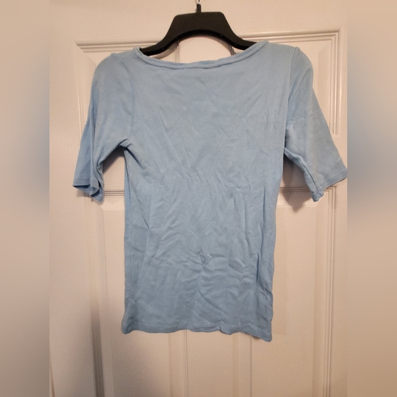 EUC Ann Taylor TShirt - Picture 2 of 3